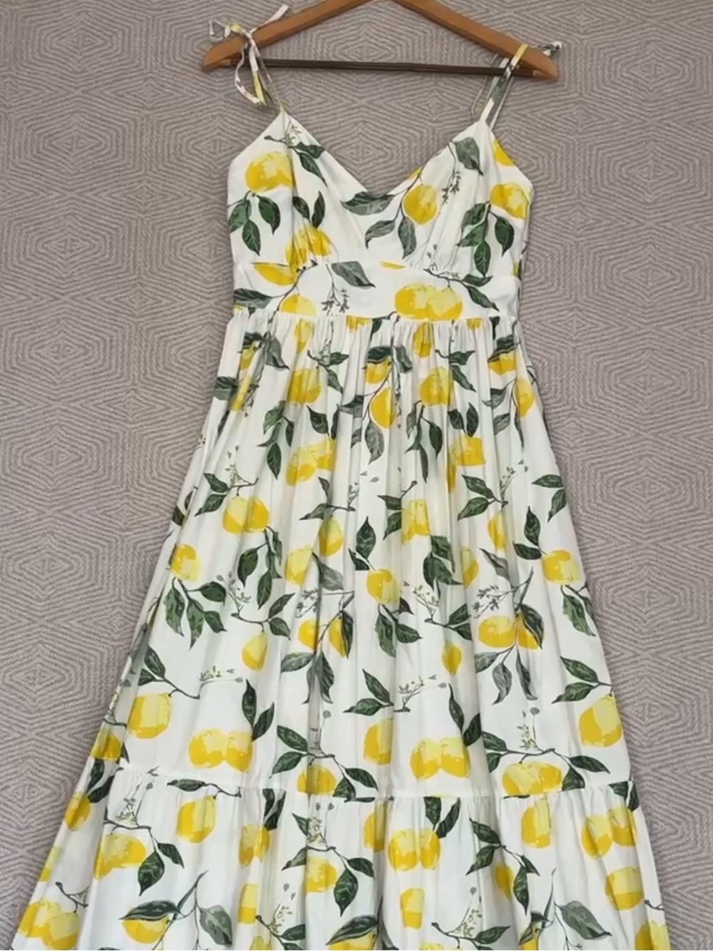White Lemon-Print Maxi Sundress with Green Leaf Accents XS NWT $118